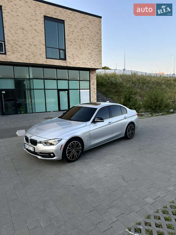 Bmw 3 series (2016)