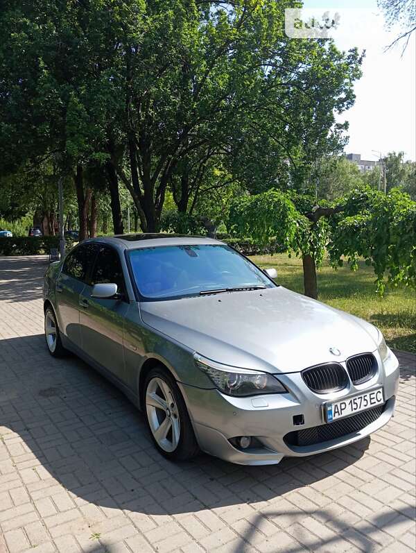 Bmw 530i (2003)