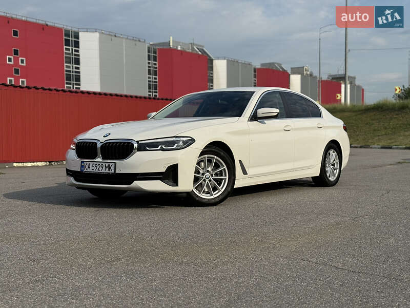 Bmw 5 series (2022)