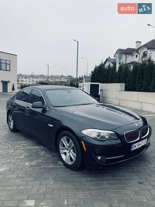Bmw 528i (2012)