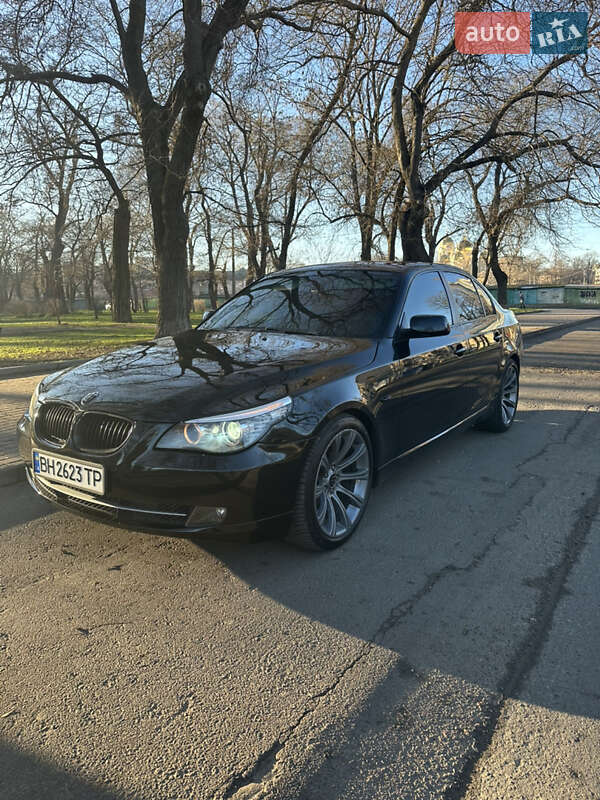 Bmw 523i (2007)