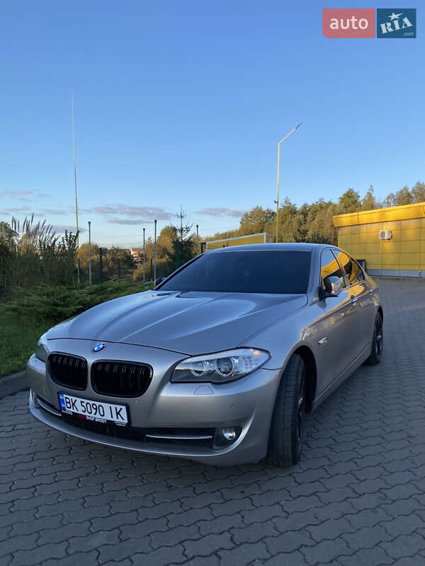 Bmw 5 series (2010)