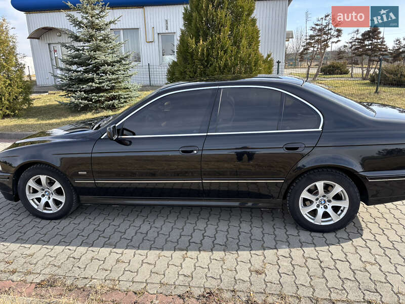 Bmw 5 series (2002)