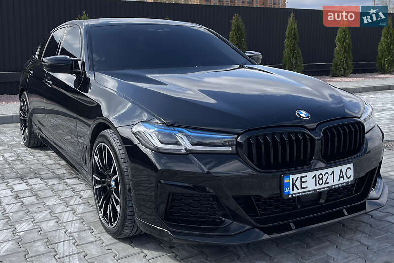 Bmw 5 series (2019)