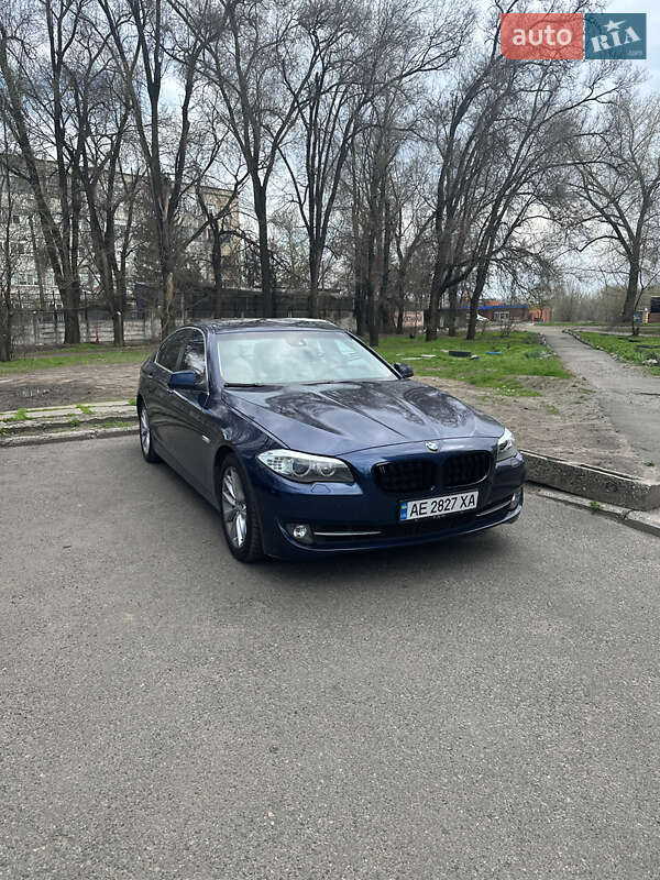 Bmw 5 series (2011)