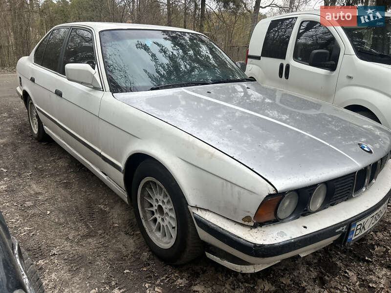 Bmw 5 series (1991)