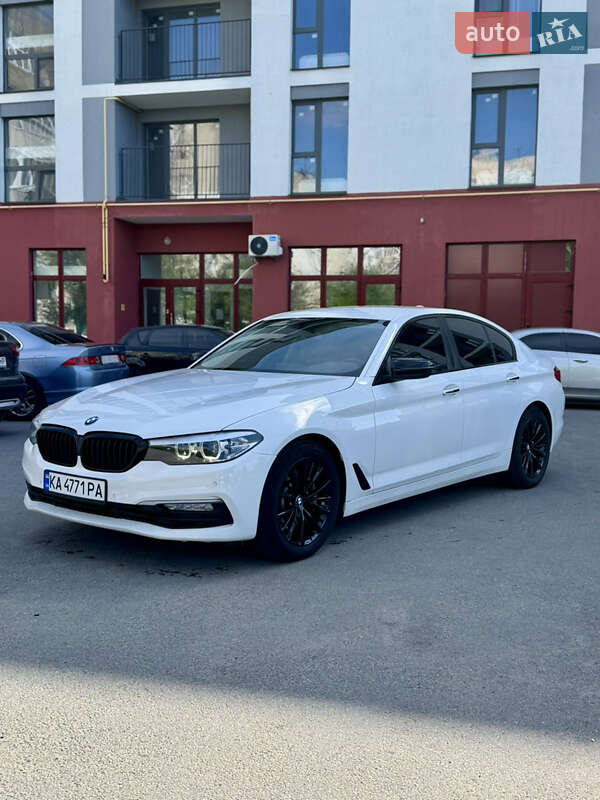 Bmw 5 series (2017)