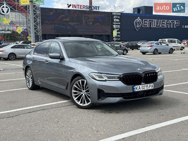 Bmw 5 series (2021)