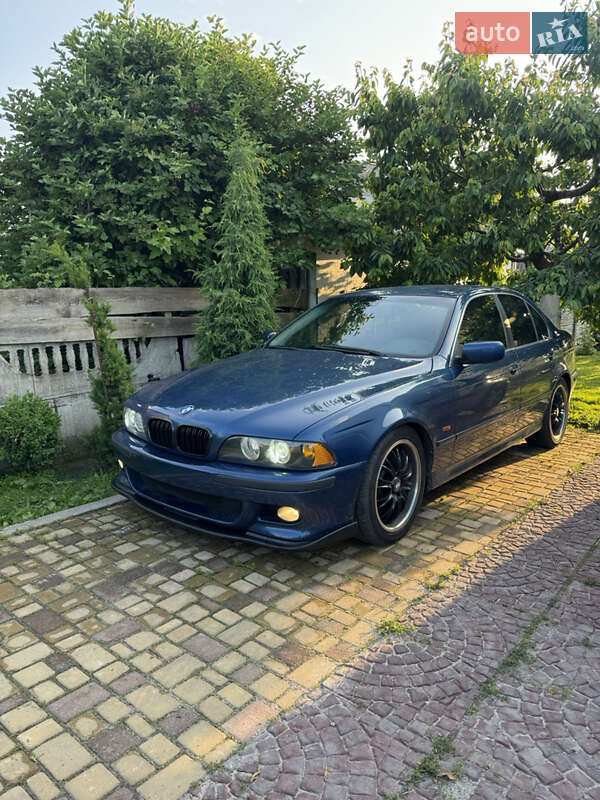 Bmw 5 series (2001)