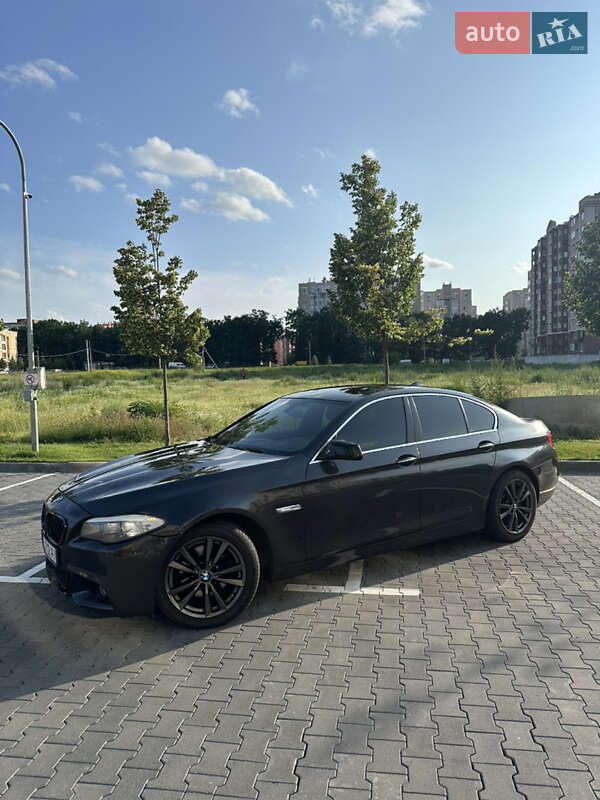Bmw 5 series (2012)