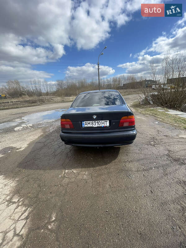 Bmw 5 series (1997)