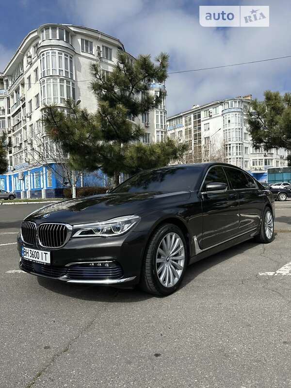 Bmw 7 series (2016)