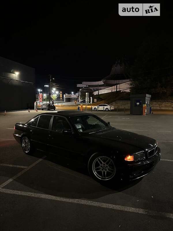 Bmw 7 series (1996)