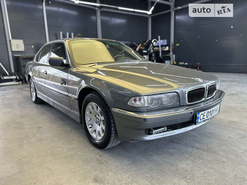 Bmw 740 (2001)