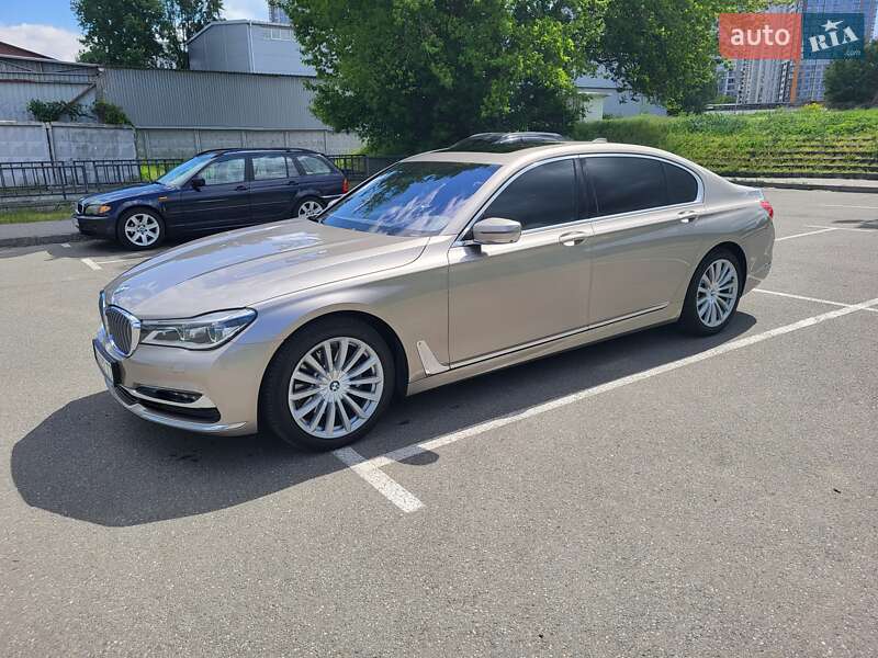 Bmw 7 series (2016)