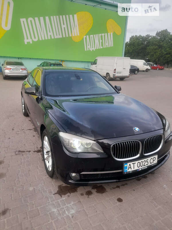 Bmw 740i (2010)