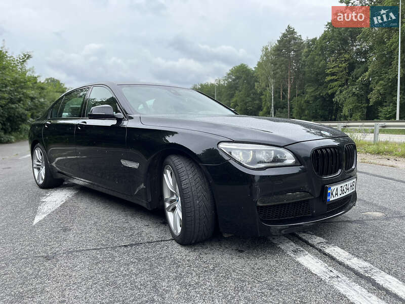 Bmw 7 series (2015)
