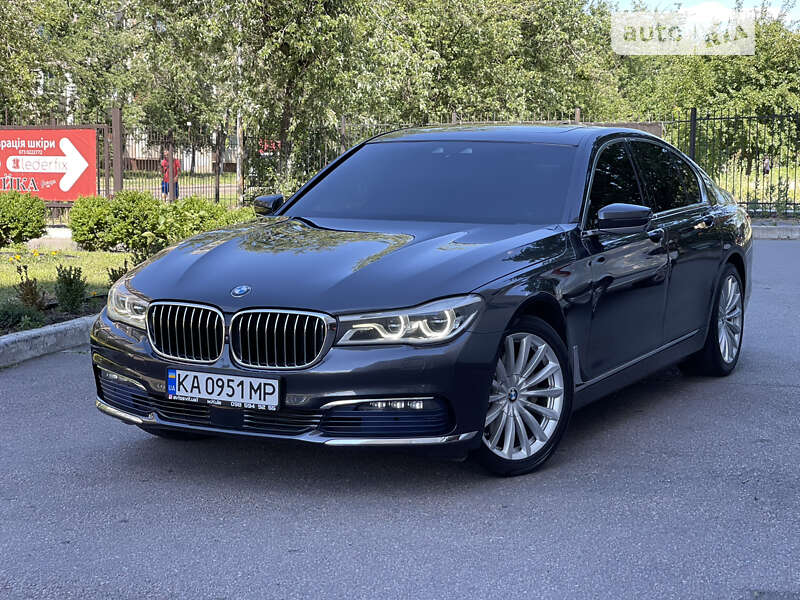 Bmw 7 series (2015)