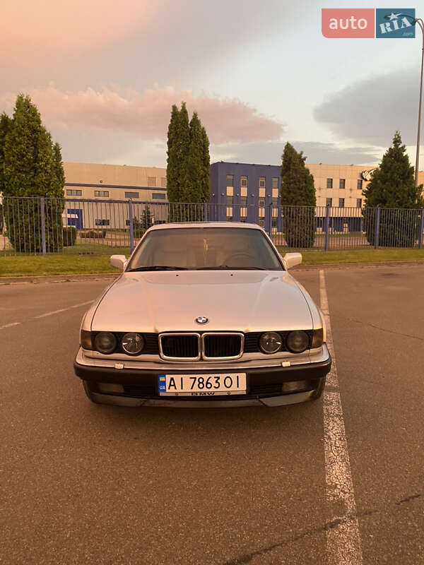 Bmw 7 series (1991)