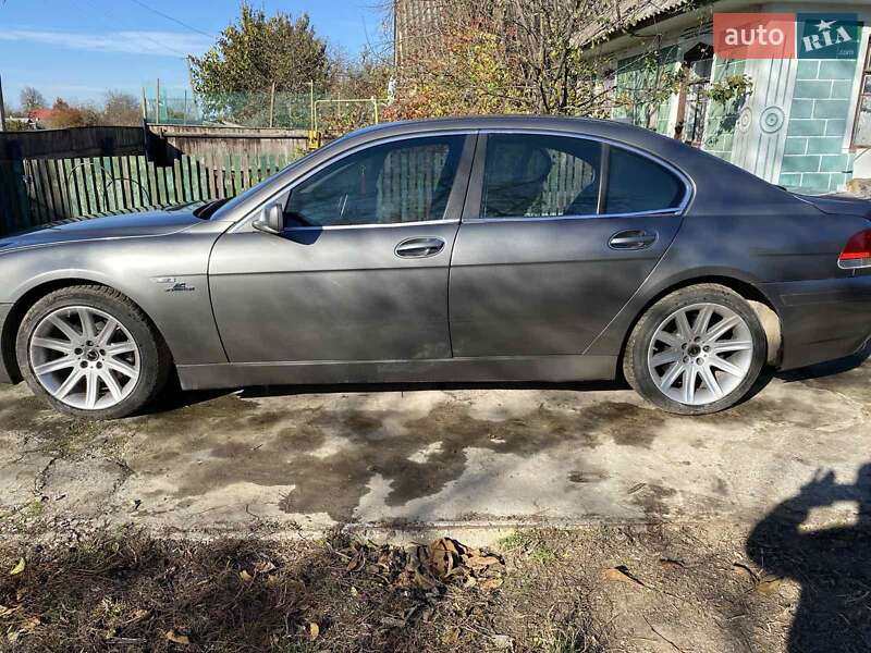 Bmw 7 series (2002)