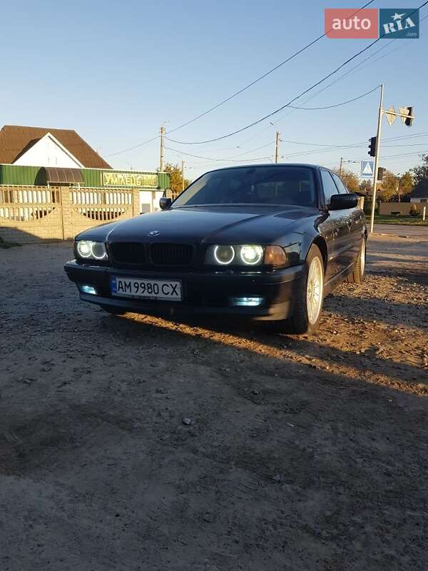 Bmw 7 series (1998)