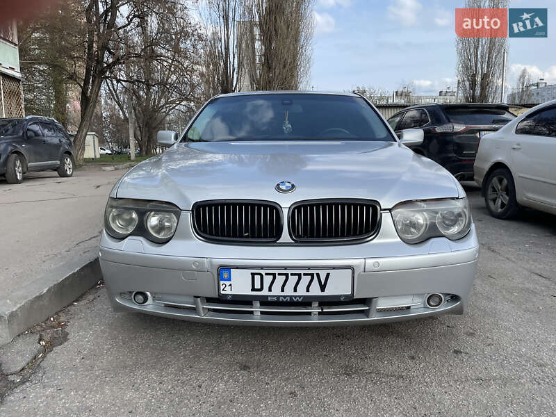 Bmw 7 series (2002)