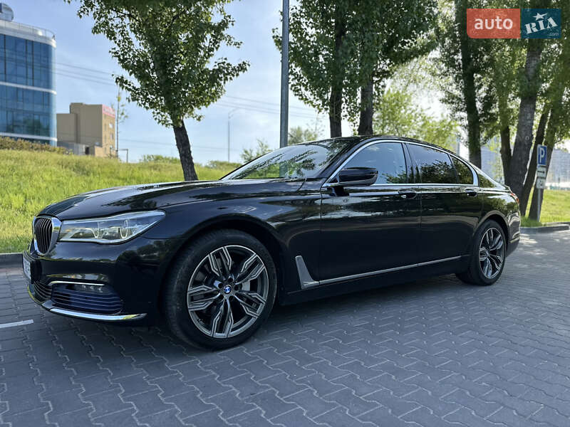 Bmw 7 series (2016)