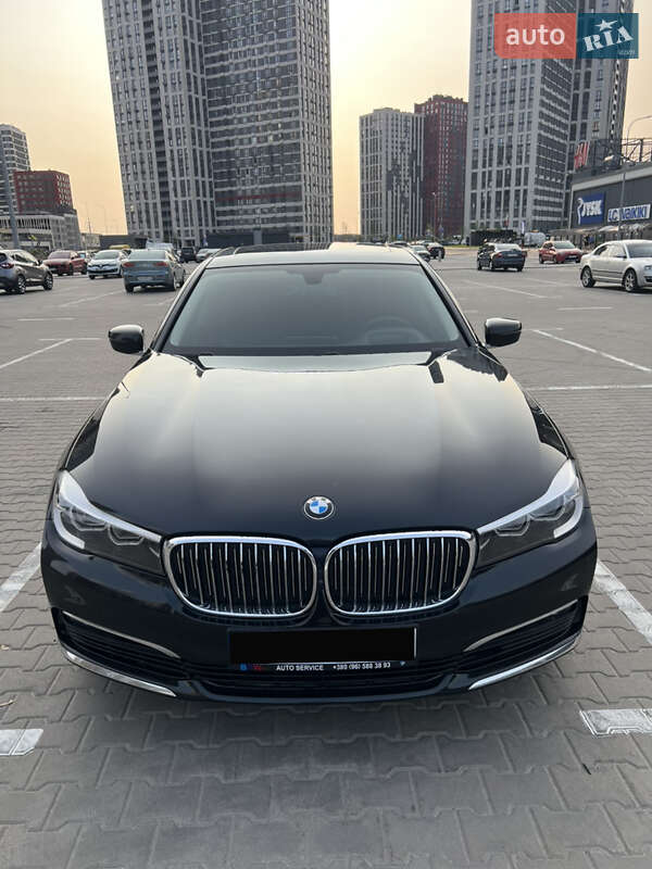 Bmw 7 series (2016)