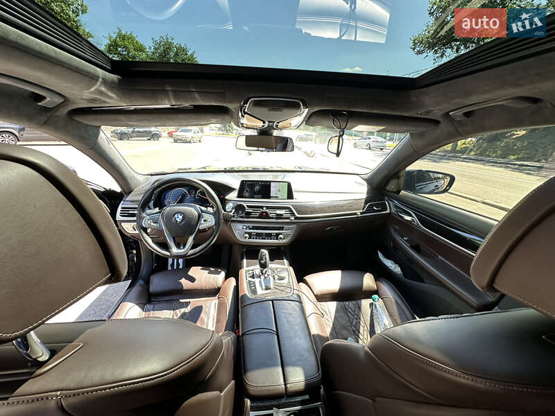 Bmw 7 series (2017)