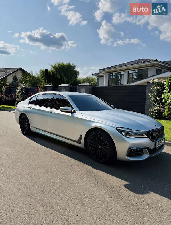 Bmw 7 series (2017)