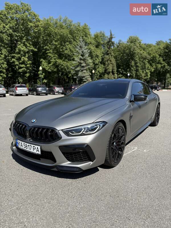 Bmw M8 (2020)