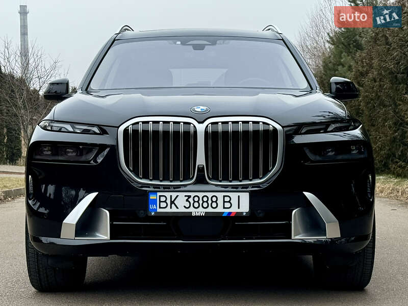 Bmw X7 (2024)