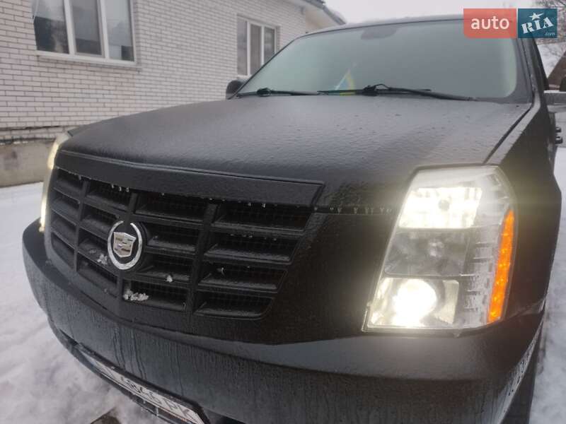 Cadillac Escalade (2008)