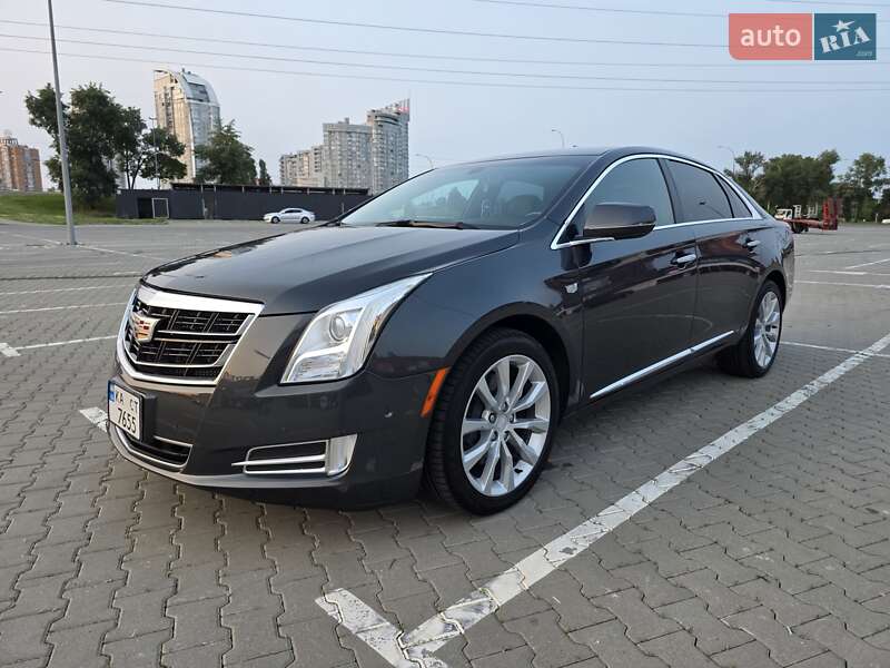 Cadillac Xts (2016)