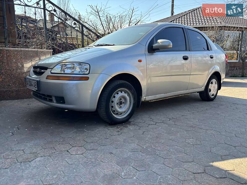Chevrolet Aveo (2005)