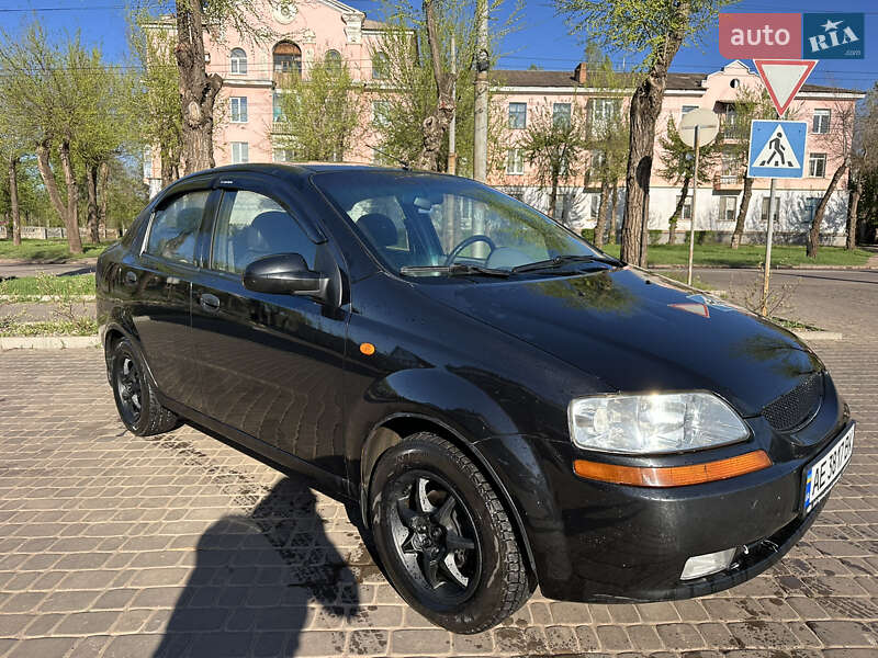 Chevrolet Aveo (2005)
