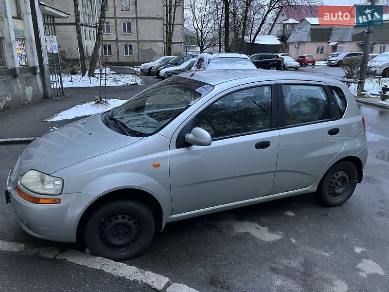 Chevrolet Aveo (2005)