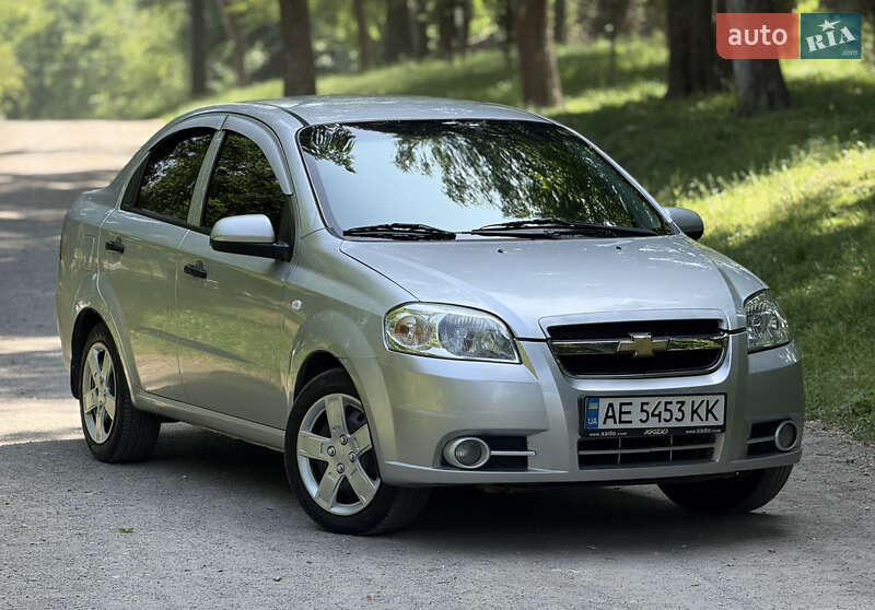 Chevrolet Aveo (2011)