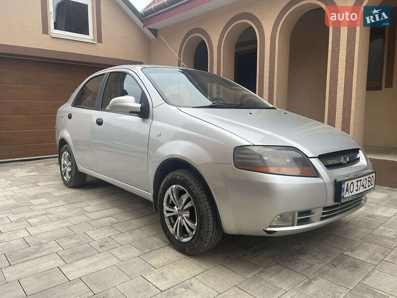 Chevrolet Aveo (2006)