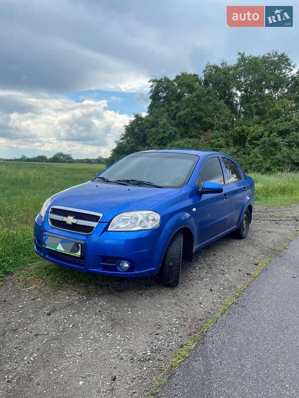 Chevrolet Aveo (2011)