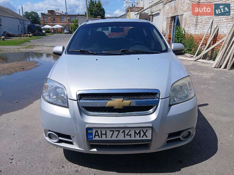Chevrolet Aveo (2012)