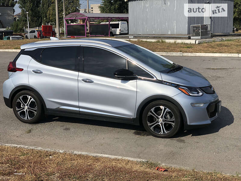 Chevrolet Bolt ev (2017)