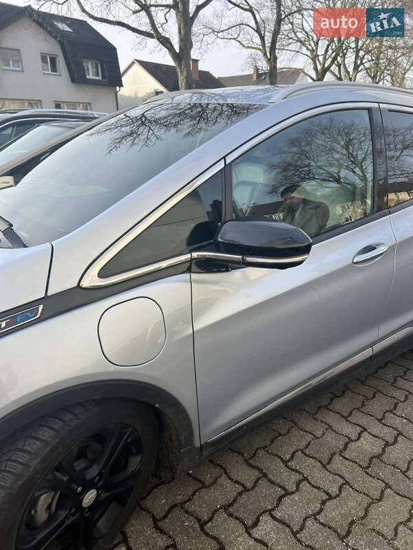 Chevrolet Bolt ev (2017)