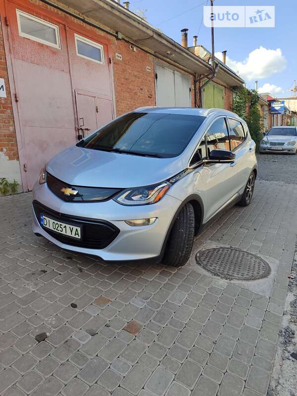 Chevrolet Bolt ev (2017)