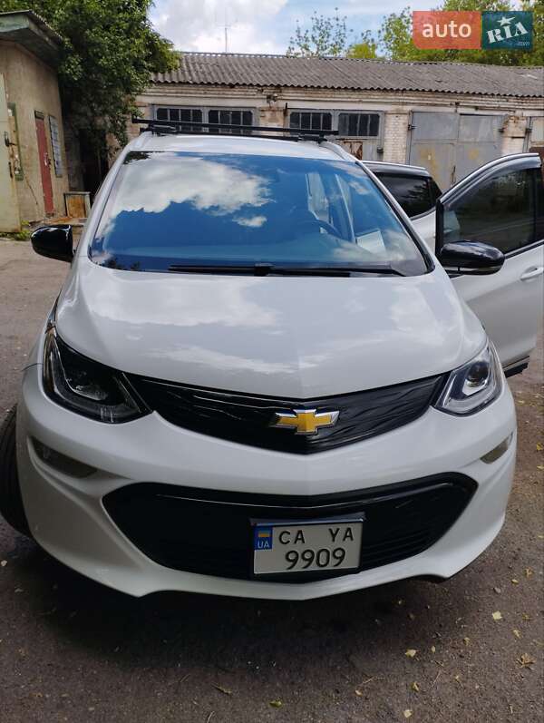 Chevrolet Bolt ev (2020)
