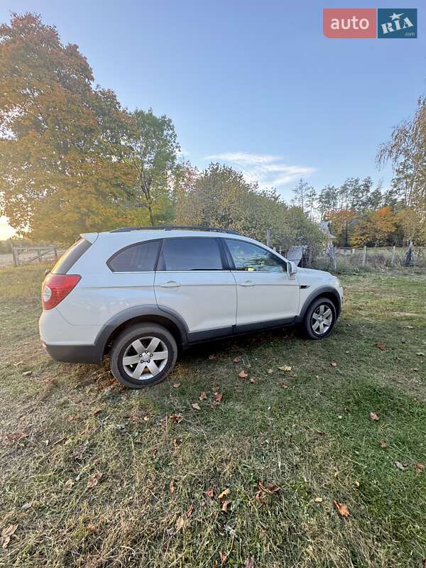 Chevrolet Captiva (2012)
