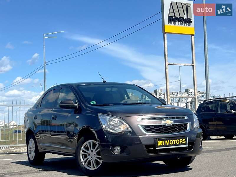 Chevrolet Cobalt (2021)