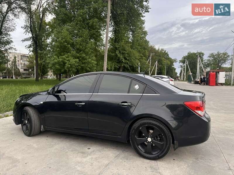 Chevrolet Cruze (2012)