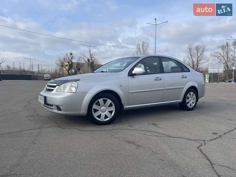Chevrolet Lacetti (2012)