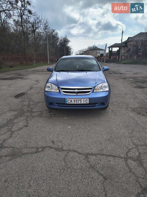 Chevrolet Lacetti (2005)